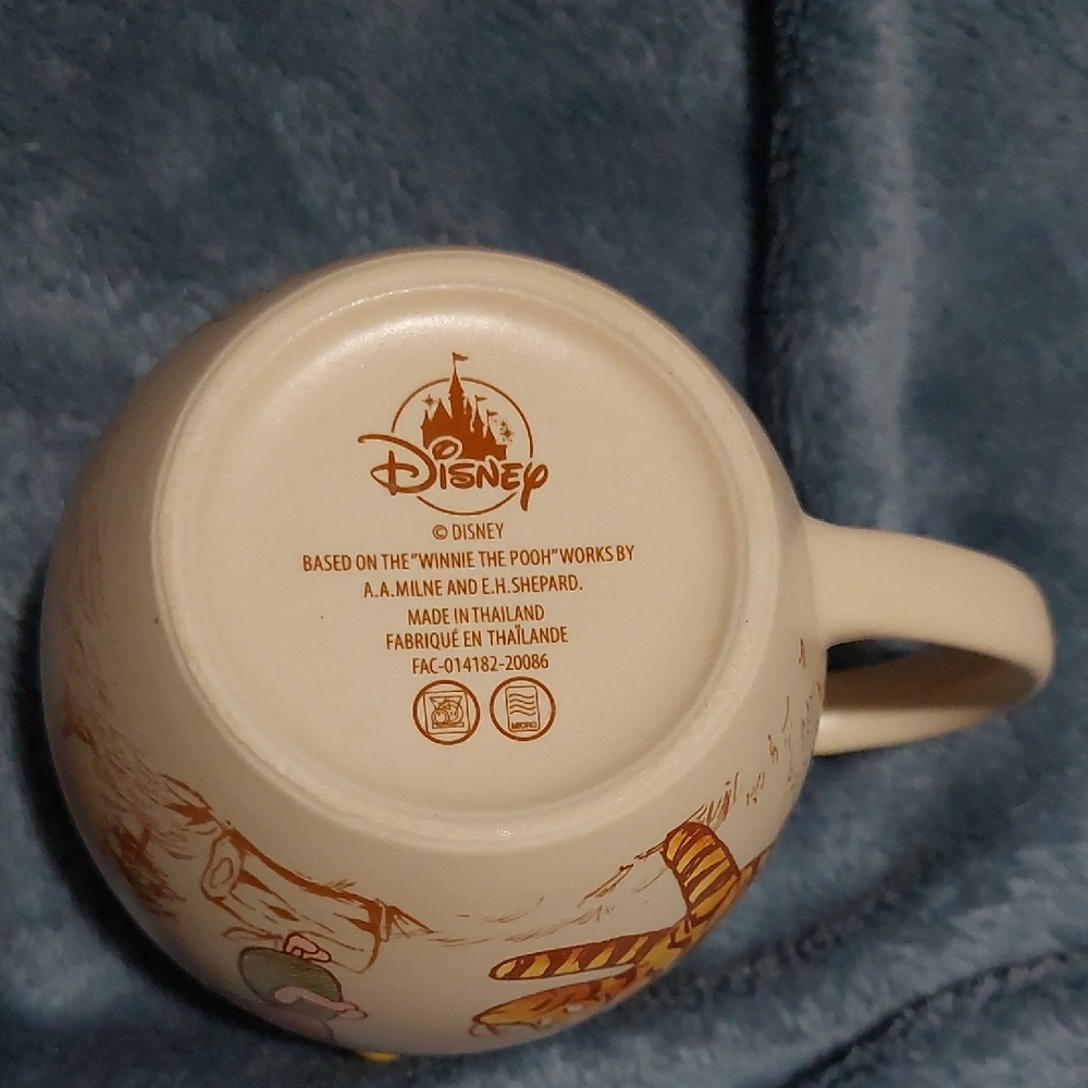 Disney Winnie the Pooh Mug with Yellow and Brown Accents - Picture 3 of 6